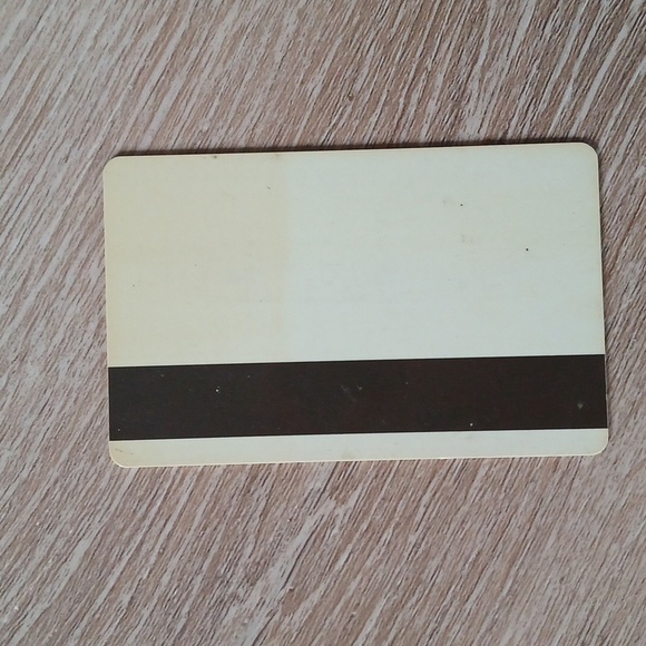 Ilima Hotel Room Key Card Collector's Item Waikiki, Hawaii Rare Memorabilia - Picture 6 of 7